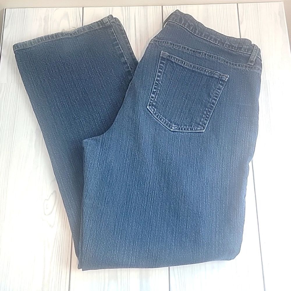 First Issue by Liz Claiborne stretch bootcut blue denim jeans Size 14